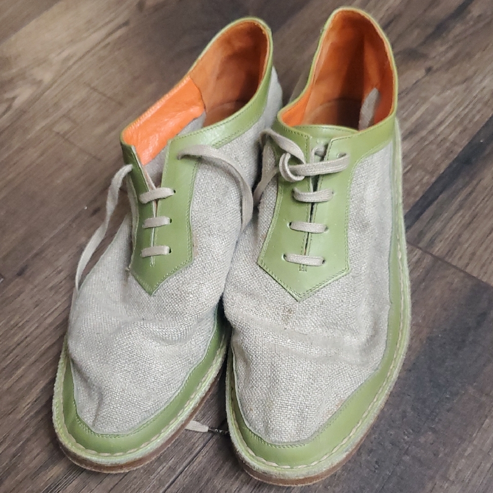 Stylish Italian Henry Cuir Green and Beige Women's Loafers